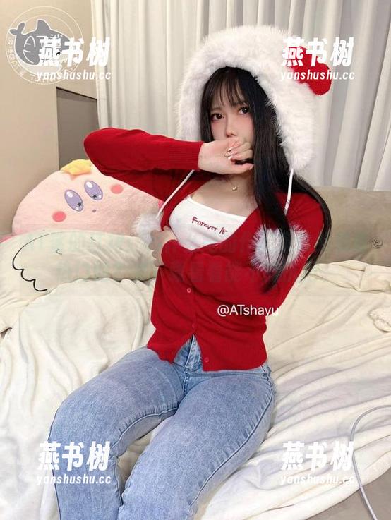 AT鲨的红裙：为什么她的作品集依然是最热门的？来下载看看能不能抗拒。