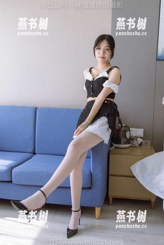 BoBoSocks袜啵啵 - 稚予的无圣光写真：黑丝透视，整个人都想藏进那双透明的脚尖里…