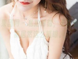 GIRLT果团网 – 私拍时刻，王婉悠的牛仔裤居然这么抓眼。