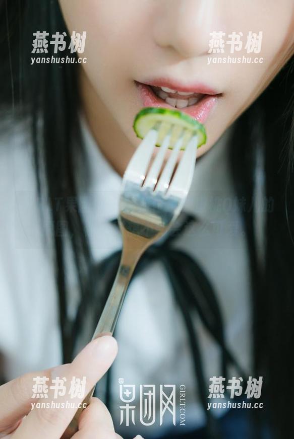 GIRLT果团网-蜜桃Q妹儿 GIRLT果团网 - 酥到位了!蜜桃Q妹儿的原图,你绝对想不到会这么可爱。