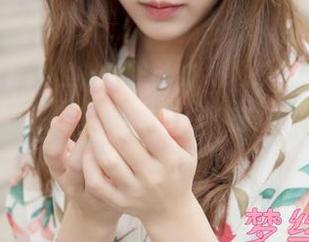 MSLASS梦丝女神 – 小迟的超长版JK写真集来了，更新！总觉得大腿都能当武器用！