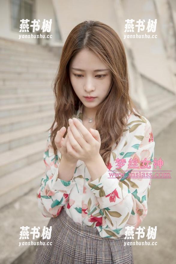 MSLASS梦丝女神 - 小迟的超长版JK写真集来了，更新！总觉得大腿都能当武器用！