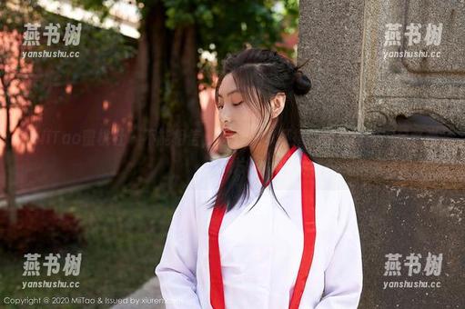 MiiTao蜜桃社 - 不能相信，Cris_卓娅祺的棉袜真能撑起整张照片