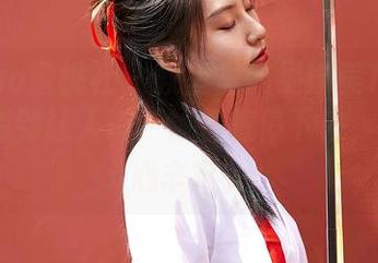 MiiTao蜜桃社 – 教室里的缇娜美Tinami：高清到让人每一帧都想停下来，资源真心丰富。