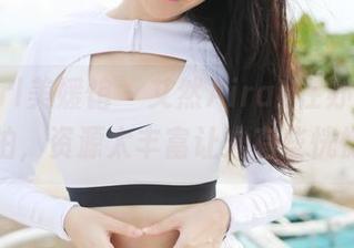 MyGirl美媛馆 – 艾然Airan在办公室的私拍，资源太丰富让人有些恍惚。