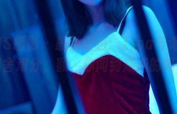 PANS摄影 – 最新图包：Tina与海水的难舍难分，额，你闻到咸咸的吗？