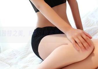 寻找独特之美，ROSI皮衣带你玩转这组别致美图