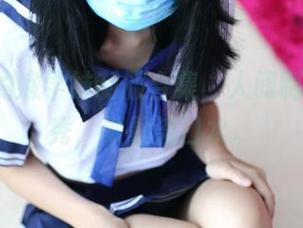 ROSI的嫩学妹制服合集，人间制服组合秀，默默流口水。