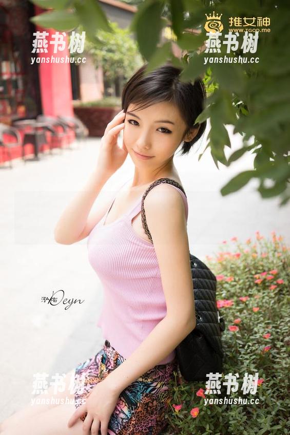 TGOD推女神 - 万圣节？张美荧的写真让这种古怪变得有趣得不行
