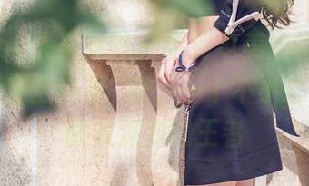 TouTiao头条女神 – 看到申美嫣的私拍，我也想穿上白裙踫瓷，一个不小心就成了睡衣派对的王者