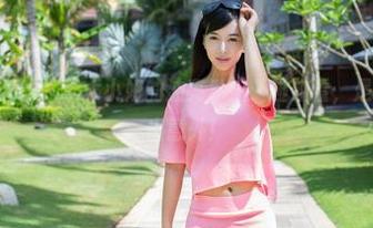 TuiGirl推女郎 – 于大小姐的油亮私拍：碰碰看，是否让你也滑出意外！