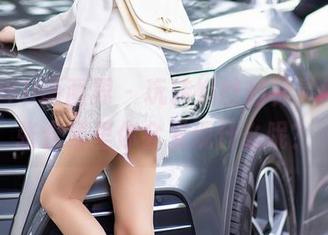 XIAOYU语画界 – 玩转婚纱的林星阑，这张合集里你会发现什么呢？