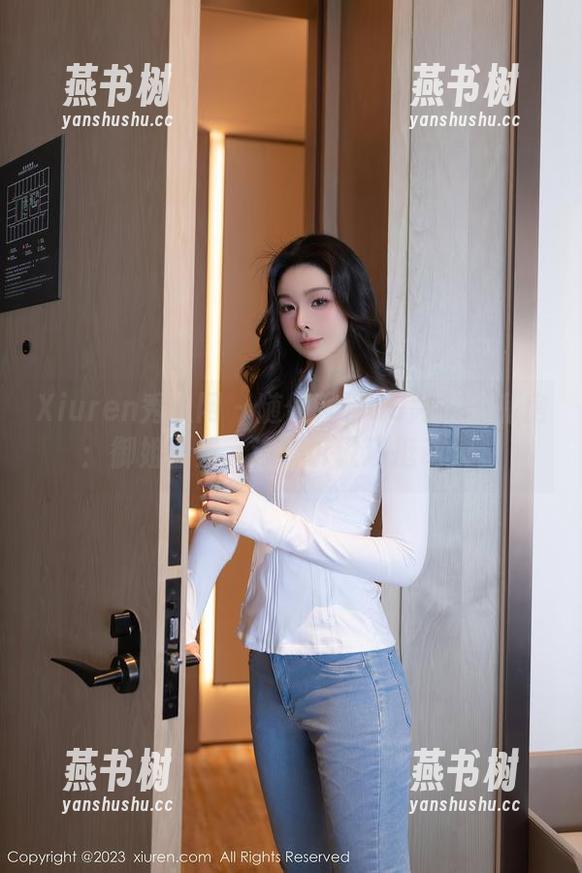 Xiuren秀人网 - 随便聊聊UU阿文的私房：御姐合集，这种诉说还挺动人。