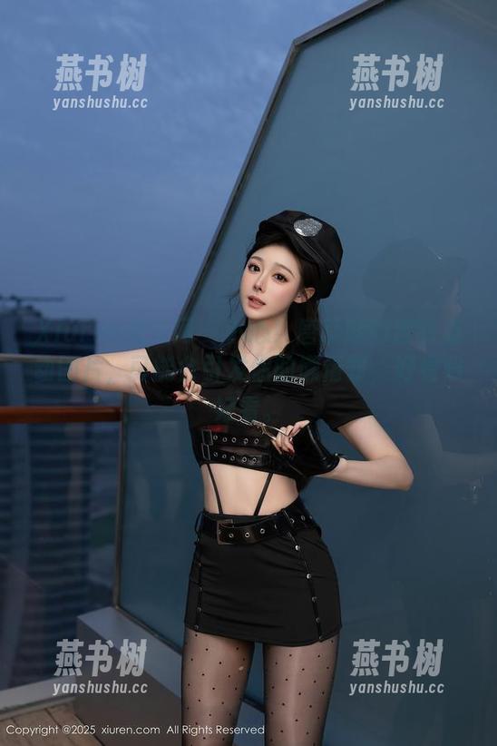 Xiuren秀人网 - 小心！唐翩翩的定制运动图片，可能会引发你的懒惰罪，好看归好看。
