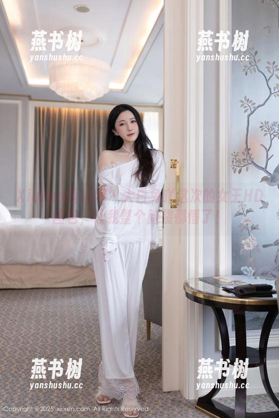 Xiuren秀人网 - 大白兔吖这次的女王HD图包，让我整个脑袋都懵了！
