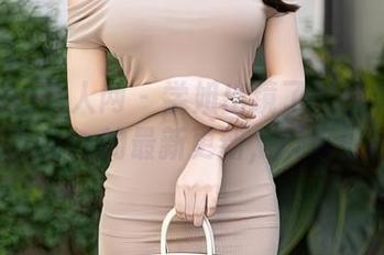 Xiuren秀人网 – 学姐出镜了！快看李佳芮Cherie的最新更新，风采依旧。