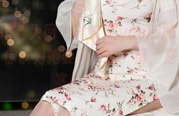 Xiuren秀人网 – 林文文yooki的皮衣作品集：你以为她要骑摩托？错，是交通堵塞的时尚！