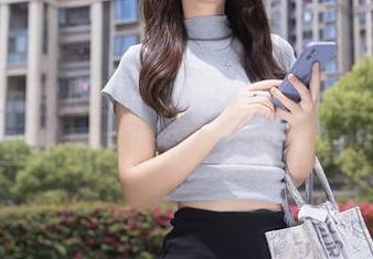Xiuren秀人网 – 初见豆瓣酱黑丝美臀合集，壁纸质感满分，想留着慢慢看！