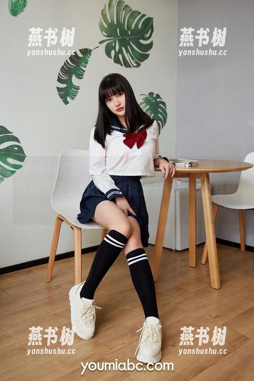 YouMi尤蜜荟 - Domen瑶瑶的美图，是吊带和美足到位，别说没想过给她的鞋些个特写。