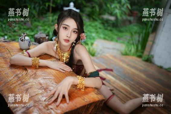 余多多Dudu的长腿，几人能敌？网盘里流传是有道理的，快去下载吧。