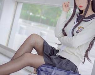 在兔玩映画的玛修睡衣里，无圣光与我同框，似乎在回应我“35岁的焦虑”。