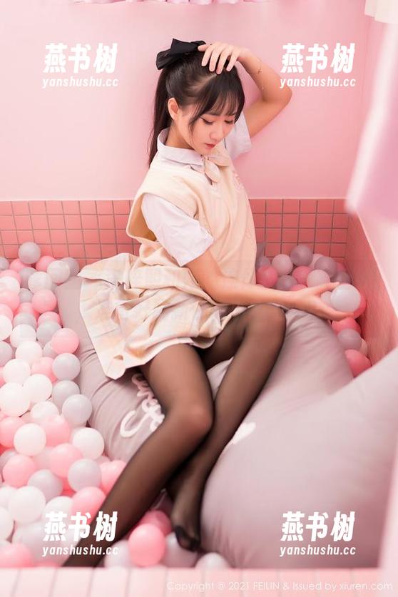 嗲囡囡 - 李梓熙和她的连体衣：更新上线，准备好刷新你的小心脏吗？