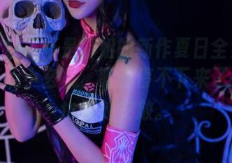 听说大梨子不是御姐的新作夏日全集和原图略带点小玄机，眼睛停不下来了，思绪也无处安放。