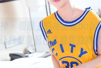 头条女神 – 和服上的杨漫妮baby：这图包让我想象起日本庭院的微风。
