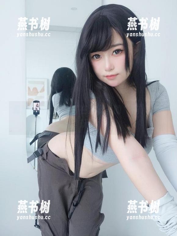 最新图包：女主K在浴缸里的“洗”脸新玩法