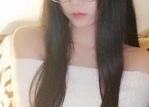 竞泳竟会让我对付水跟着嫣嫣子一起蝶泳，免费图集走起！