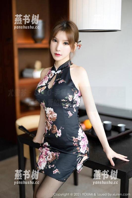 尤蜜荟 - SOLO-尹菲的礼服图集：其实这是我心爱的睡衣分享，哈哈