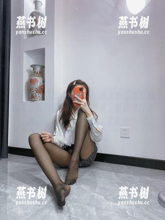 微密圈 - 原图合集曝光！杨大乐乐很靠谱的朋友圈只是个华丽的外壳，里面实打实的浮出水面了，太感人了哈哈！