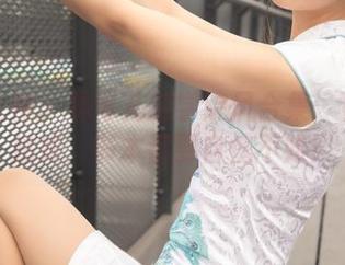 梦丝女神 – 林可儿的学院风合集：看这小姑娘，书本都要自愧不如！