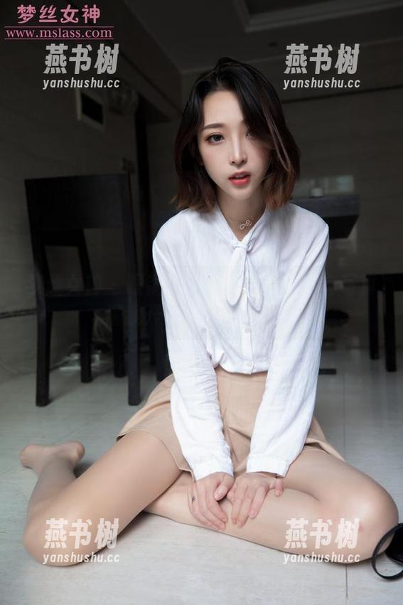 梦丝女神 - 眼镜控的福音：雪馨这套写真逼我开始研究眼镜框！
