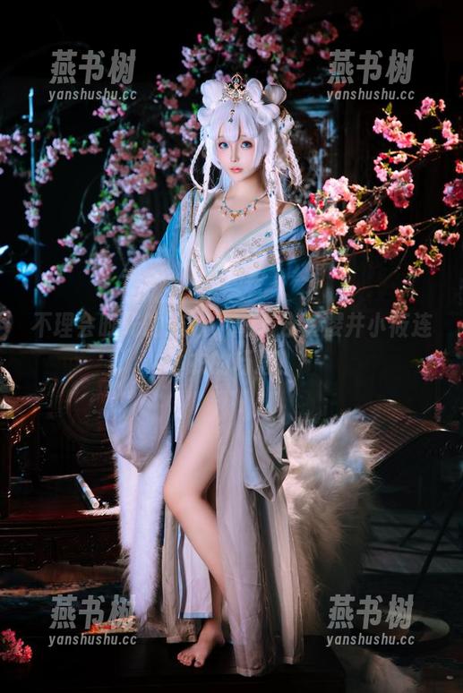 不理会时光的流逝，高清分享樱井小莜连体衣的巧思！