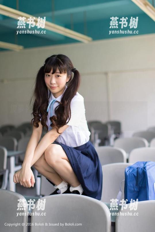 波萝社-猫九酱Sakura 波萝社 - 捕捉猫九酱Sakura:户外福利篇,连风都想偷瞧!
