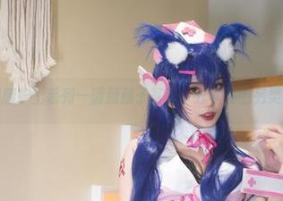 黑暗护士系列—清颜颜子写真，分享她的另类美