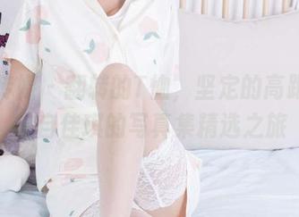 物恋传媒 – 翻转的T恤，坚定的高跟鞋：来自佳琪的写真集精选之旅
