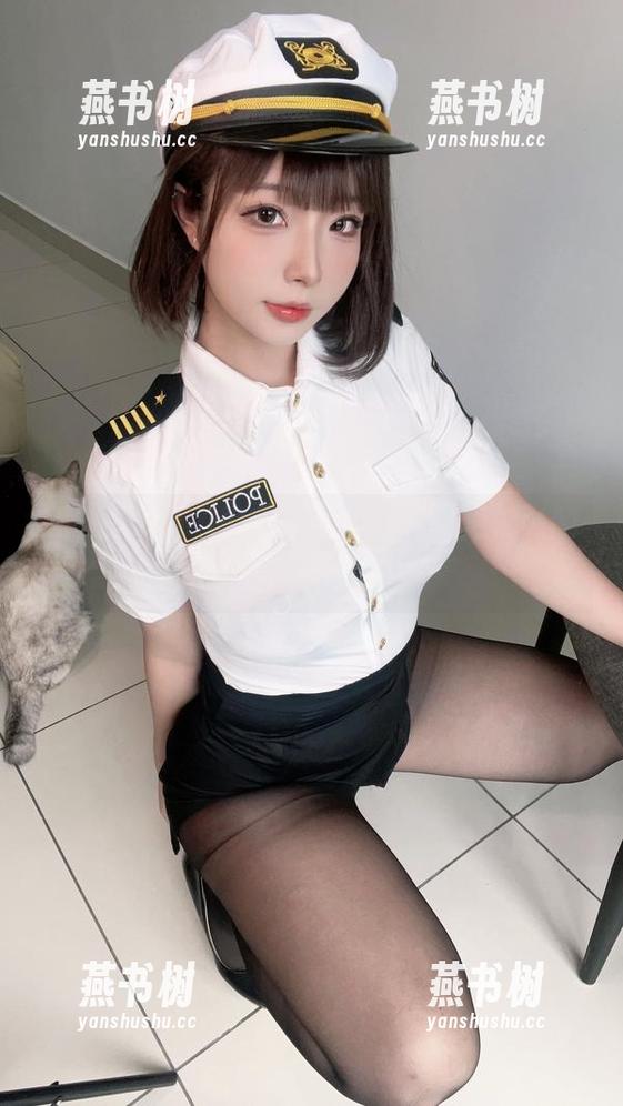 玉汇yuuhui的高清写真，网袜透视中的美好小细节