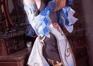 悠着点，白莉爱吃巧克力的瑜伽写真让你在居家工作和放飞自我之间找到平衡，但主要是在沙发上找的…