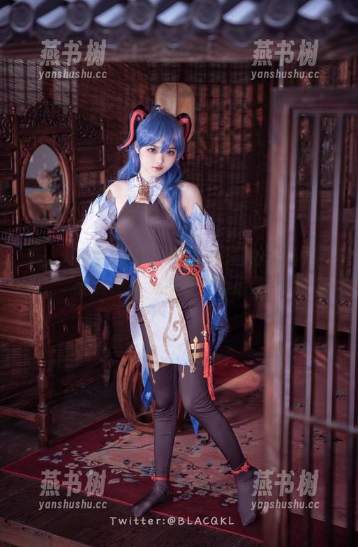 白莉爱吃巧克力 来一波白莉爱吃巧克力的明日香写真集,是否愿意承担下载的后果?