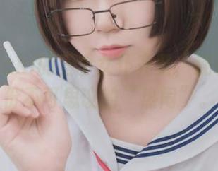 当白金Saki的三个女仆齐聚，观看一下这份不可思议的“热闹”。