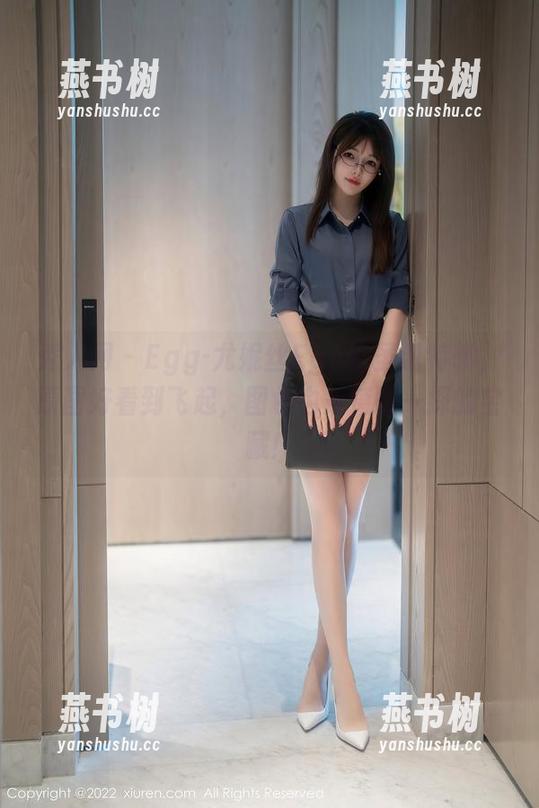 秀人网 - Egg-尤妮丝Egg的圣诞特辑，原图好看到飞起，图包也是值得一探的宝藏！