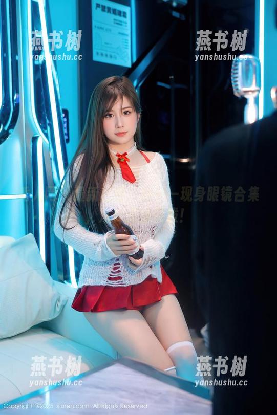 秀人网 - 最新栏目：乔一一现身眼镜合集，从此无法自拔！