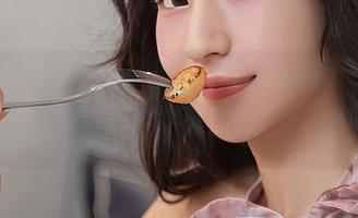 秀人网 – 双笙Alina，那婚纱是一种意境，图包一定要慢慢品味。