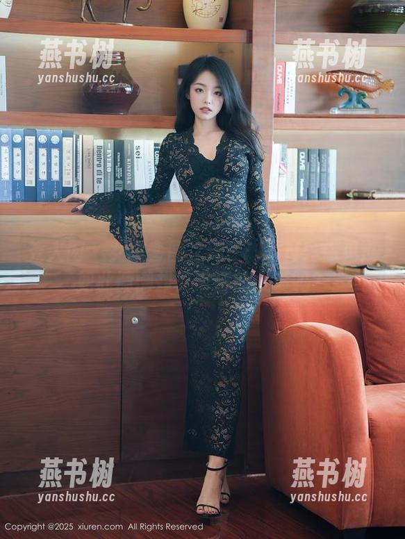 秀人网 - 女孩套图之周琰琳LIN：你见过如此慵懒却又带感的气质吗？