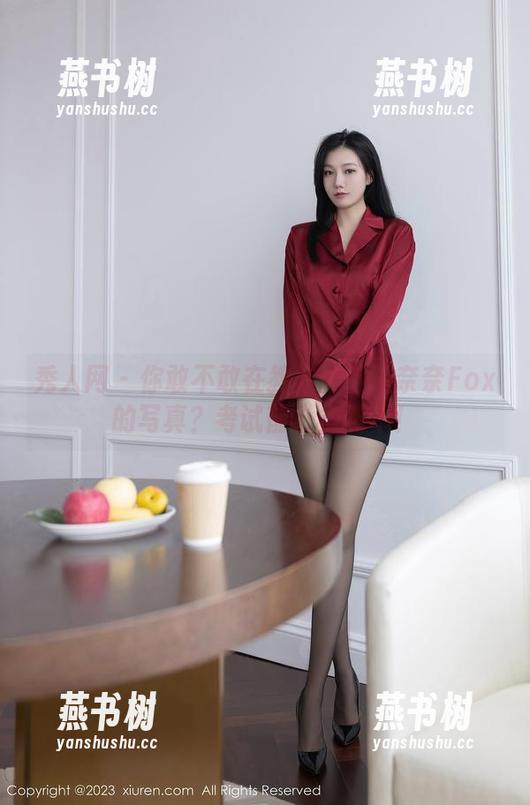 秀人网-奈奈Fox 秀人网 - 你敢不敢在教室里下载奈奈Fox的写真?考试前?当然不!
