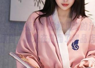 秀人网 – 来点福利！你没见过的汁汁双马尾原图，像是在打翻了甜品店！