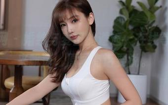 秀人网 – 婚纱与麦田的邂逅，在线等待你来飘荡，原图有话要说。