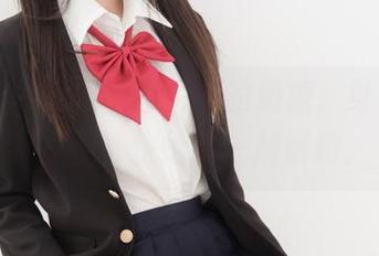 紧急企划 – 定制图片中的奶糖，身为比基尼女神，快给我一剂解药。